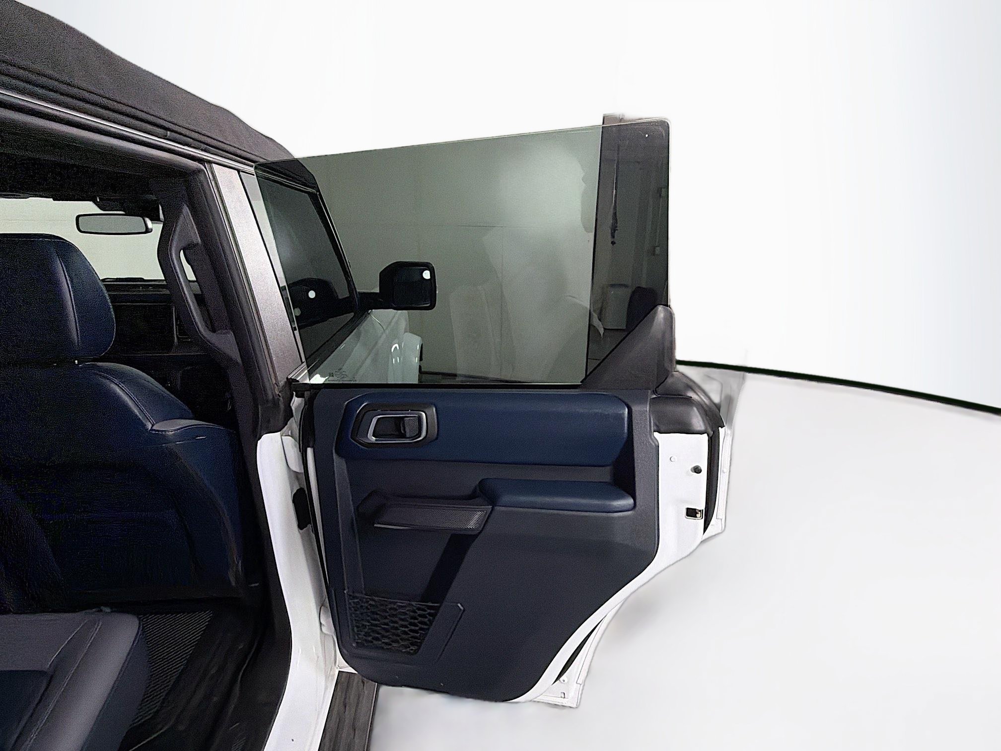 Used 2024 Ford Bronco Outer Banks AWD/4WD image 29
