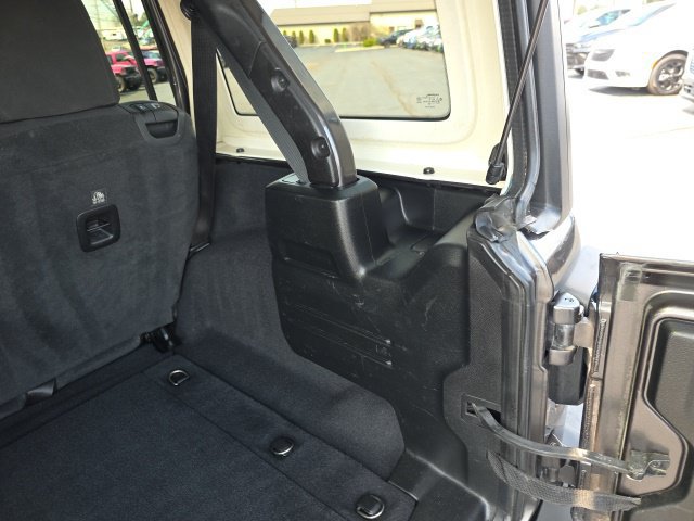 Used 2020 Jeep Wrangler Unlimited Sport S AWD/4WD image 46