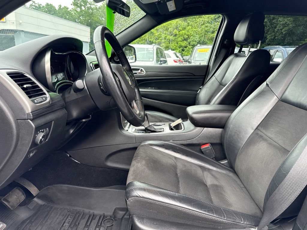 Used 2021 Jeep Grand Cherokee Laredo X AWD/4WD image 9