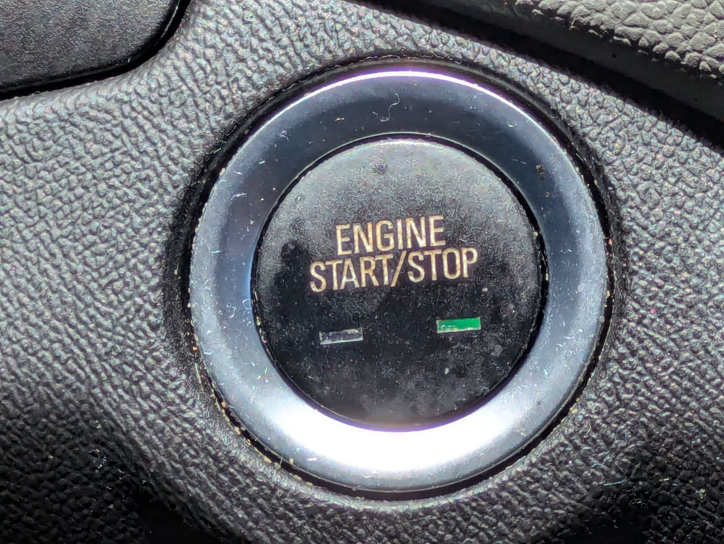 Used 2020 Chevrolet Equinox LS FWD image 34