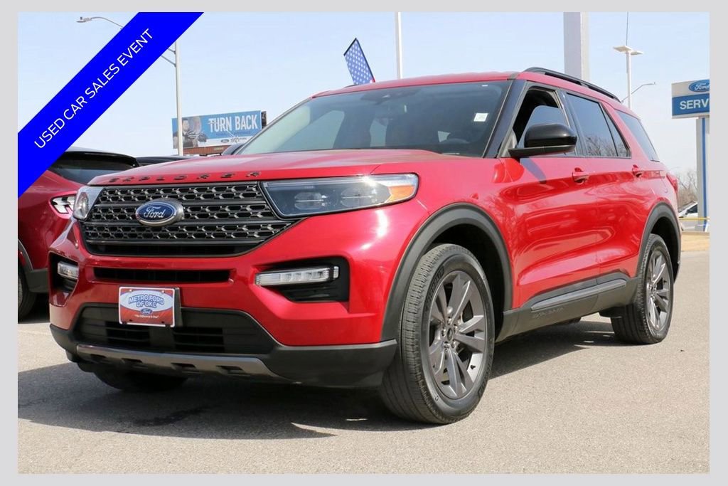 Certified 2022 Ford Explorer XLT w/ Equipment Group 202A