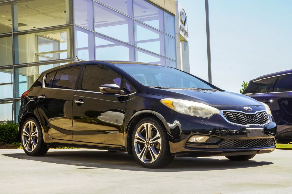 Used 2016 Kia Forte EX w/ EX Premium Technology Package FWD image 4