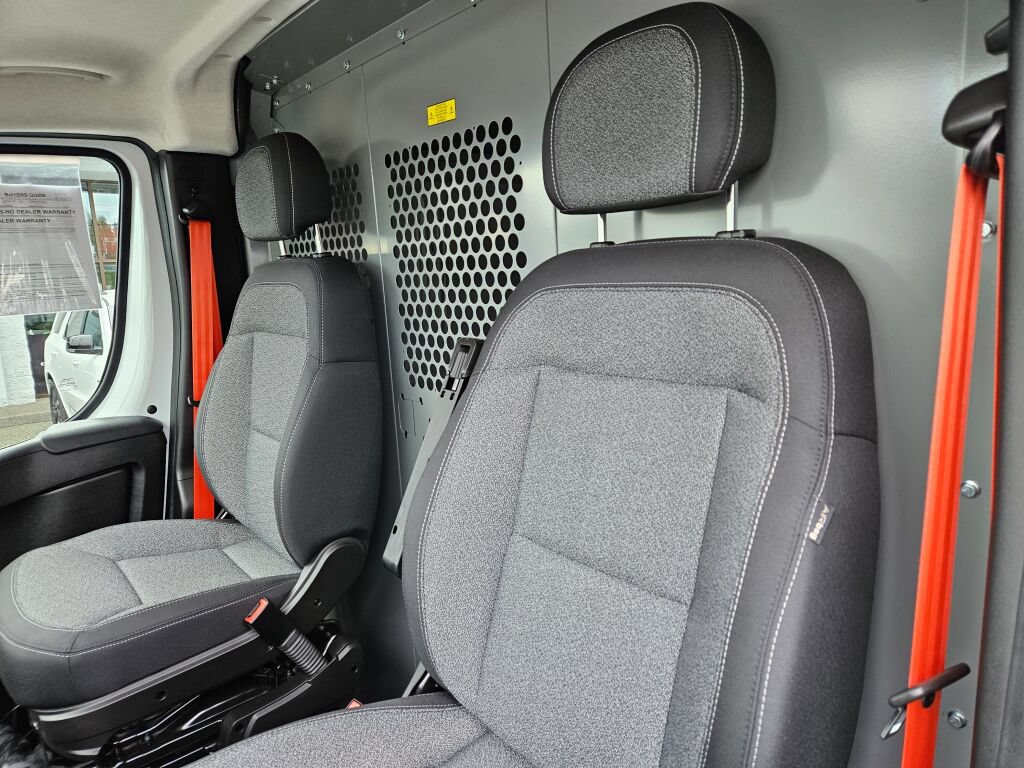 Used 2025 RAM ProMaster 3500 FWD image 17