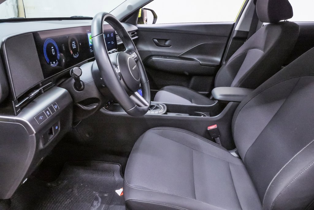 Certified 2024 Hyundai Kona SEL image 9