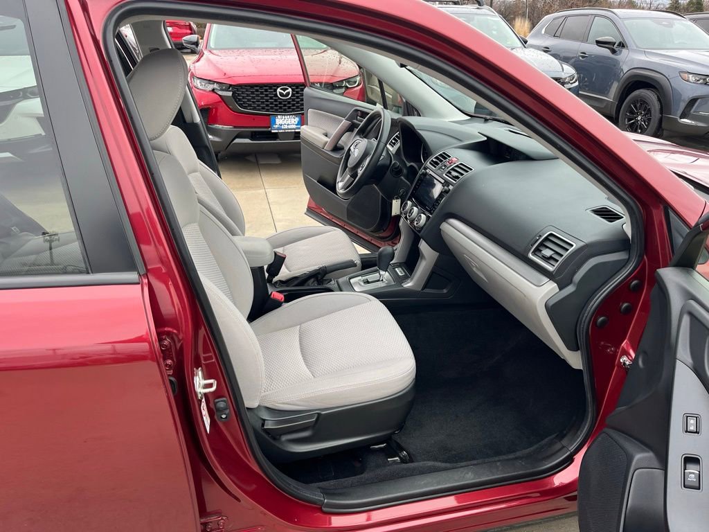 Used 2017 Subaru Forester 2.5i Premium w/ All-Weather Package image 16