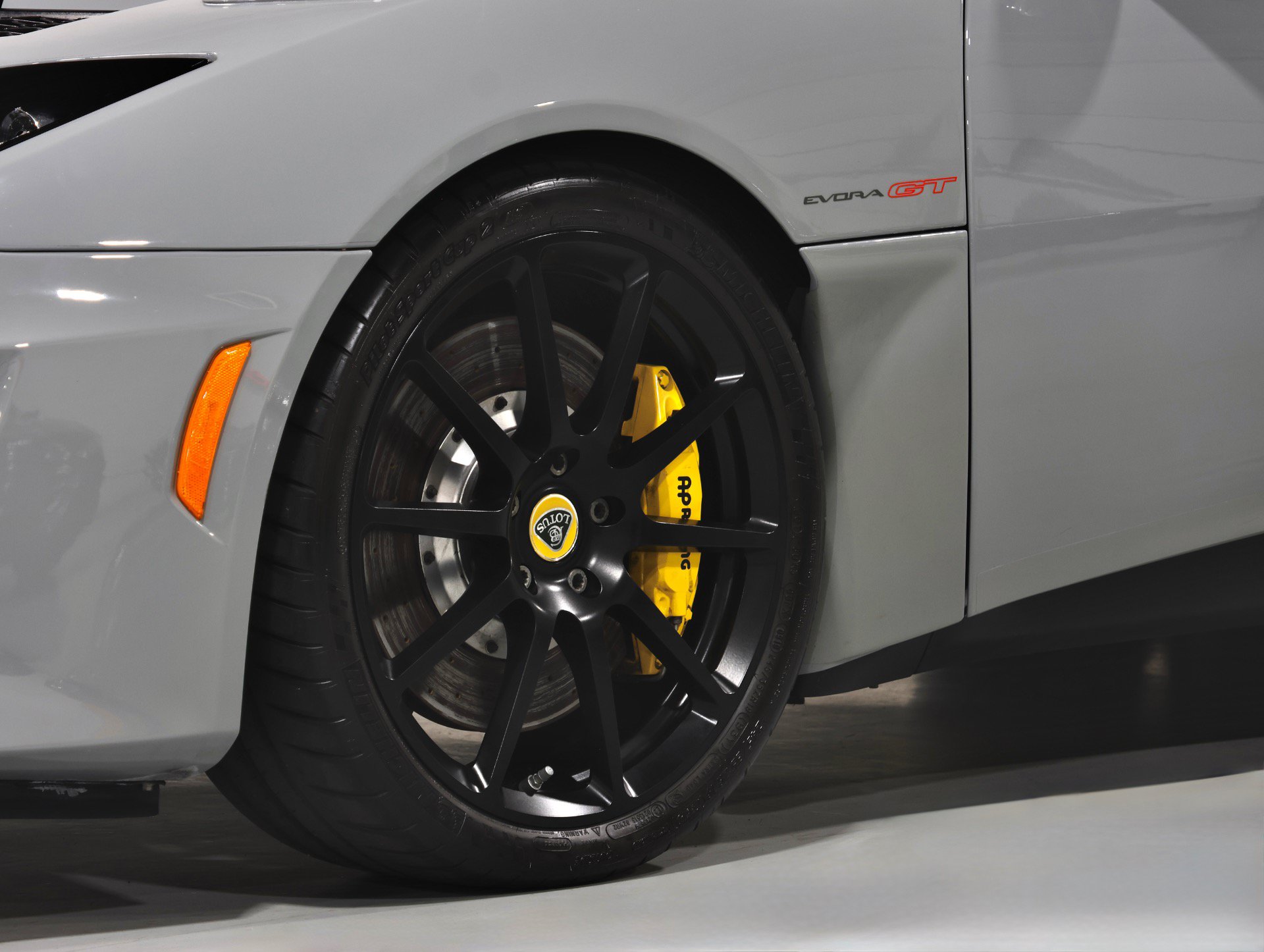 Used 2020 Lotus Evora RWD image 26