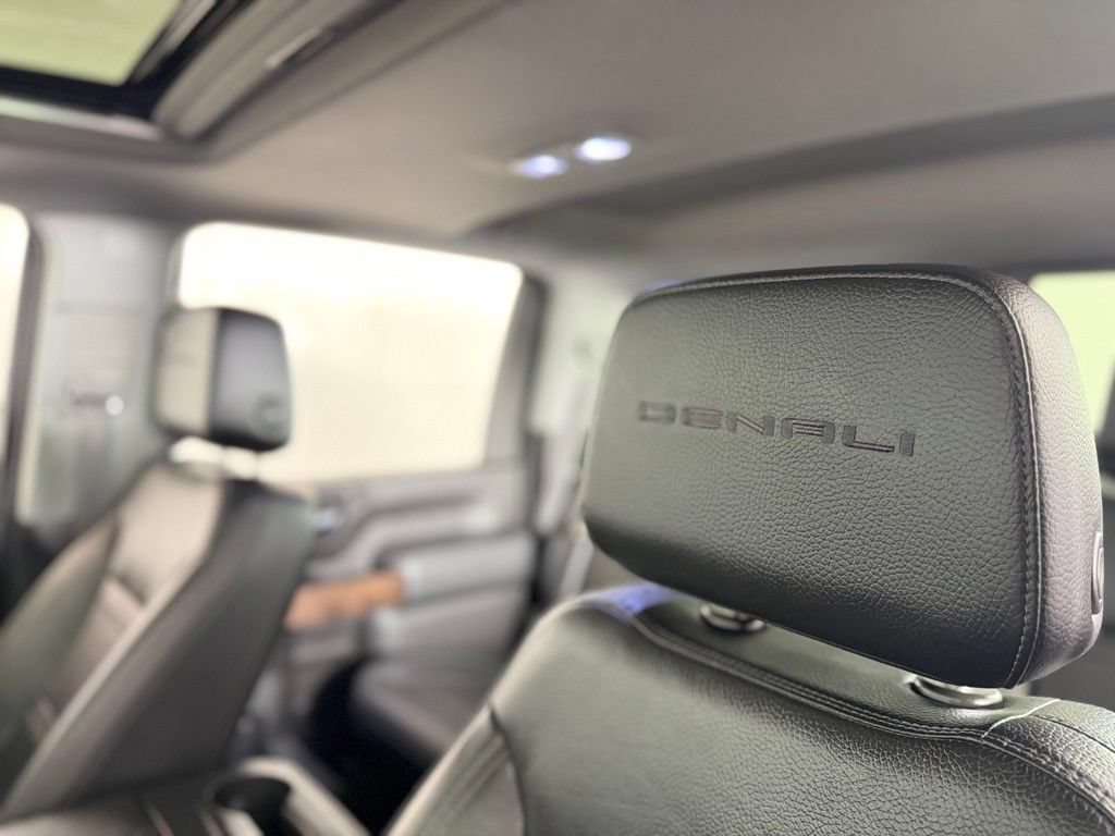 Certified 2023 GMC Sierra 3500 Denali w/ Denali Ultimate Package AWD/4WD image 39