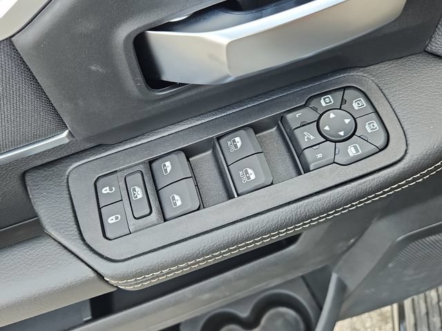 New 2026 RAM 2500 Big Horn AWD/4WD image 24
