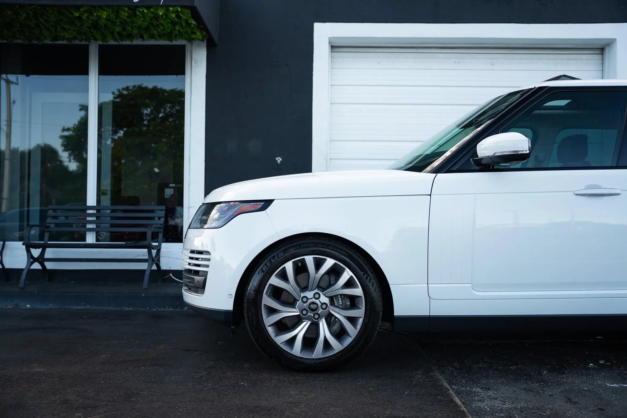 Used 2018 Land Rover Range Rover Autobiography AWD/4WD image 11