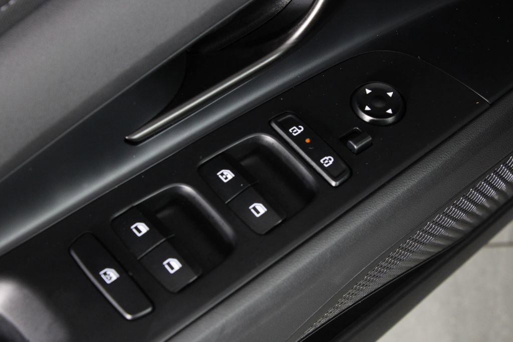 Certified 2026 Hyundai Elantra Sport FWD image 23