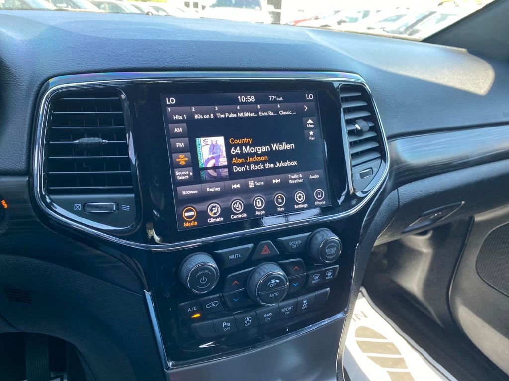 Used 2022 Jeep Grand Cherokee Laredo X AWD/4WD image 18