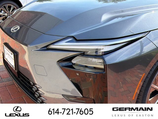 New 2026 Lexus ES 500e AWD/4WD image 10