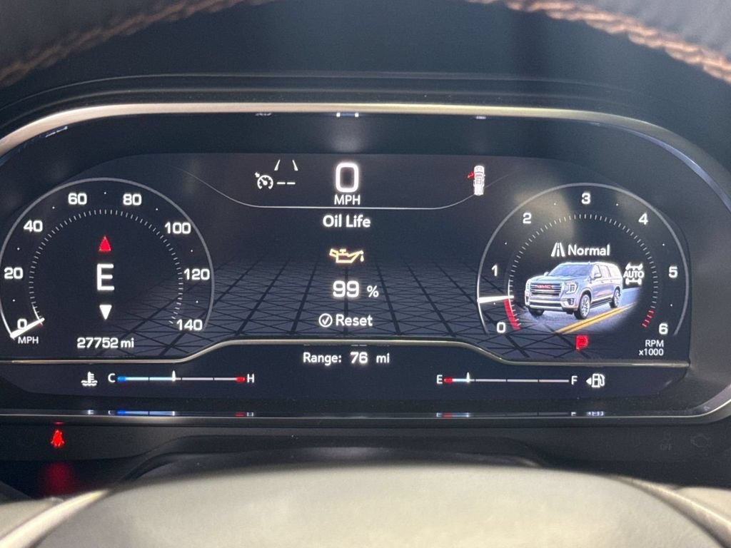 Used 2023 GMC Yukon AT4 AWD/4WD image 18