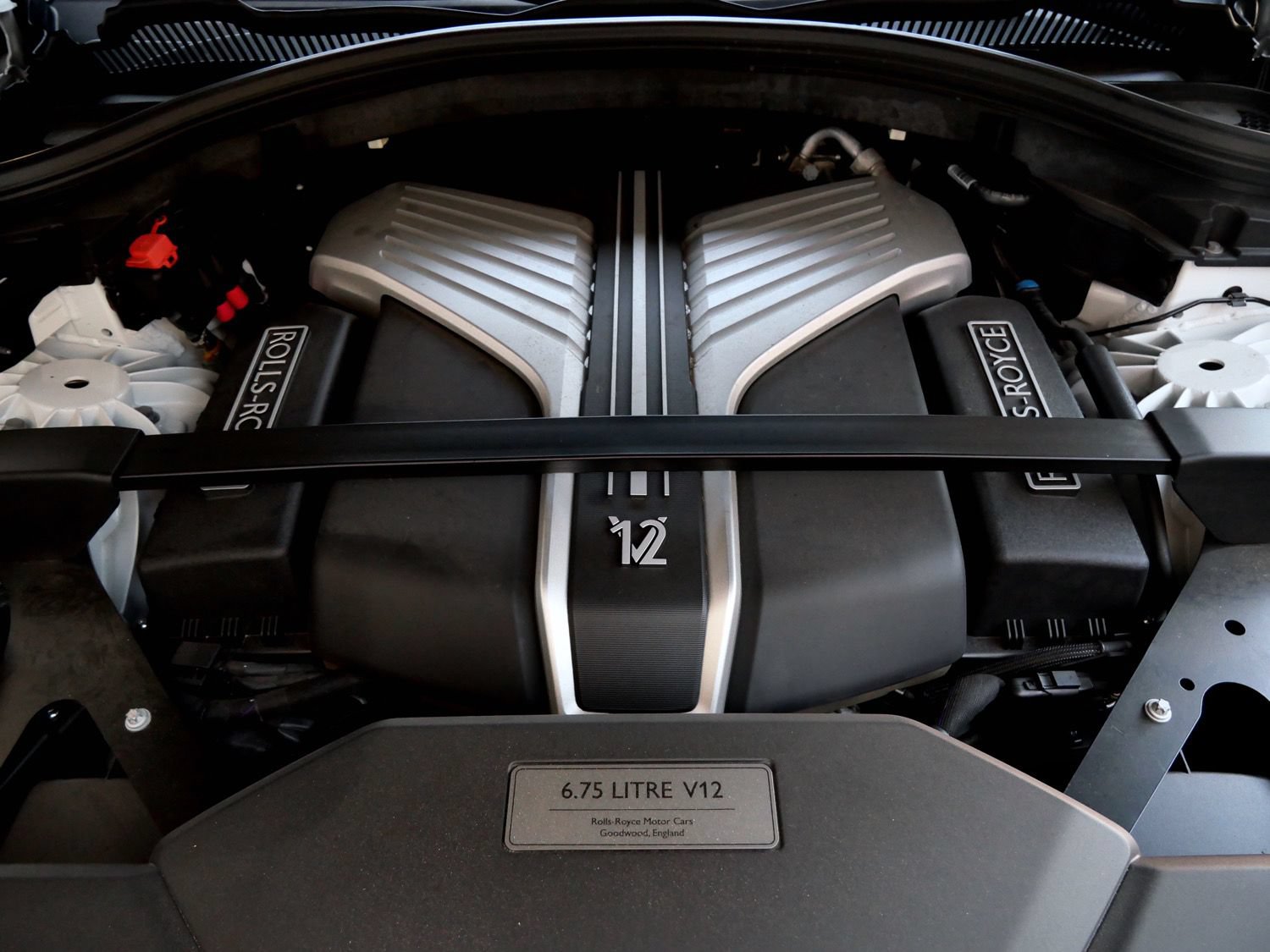 Certified 2024 Rolls-Royce Cullinan AWD/4WD image 29