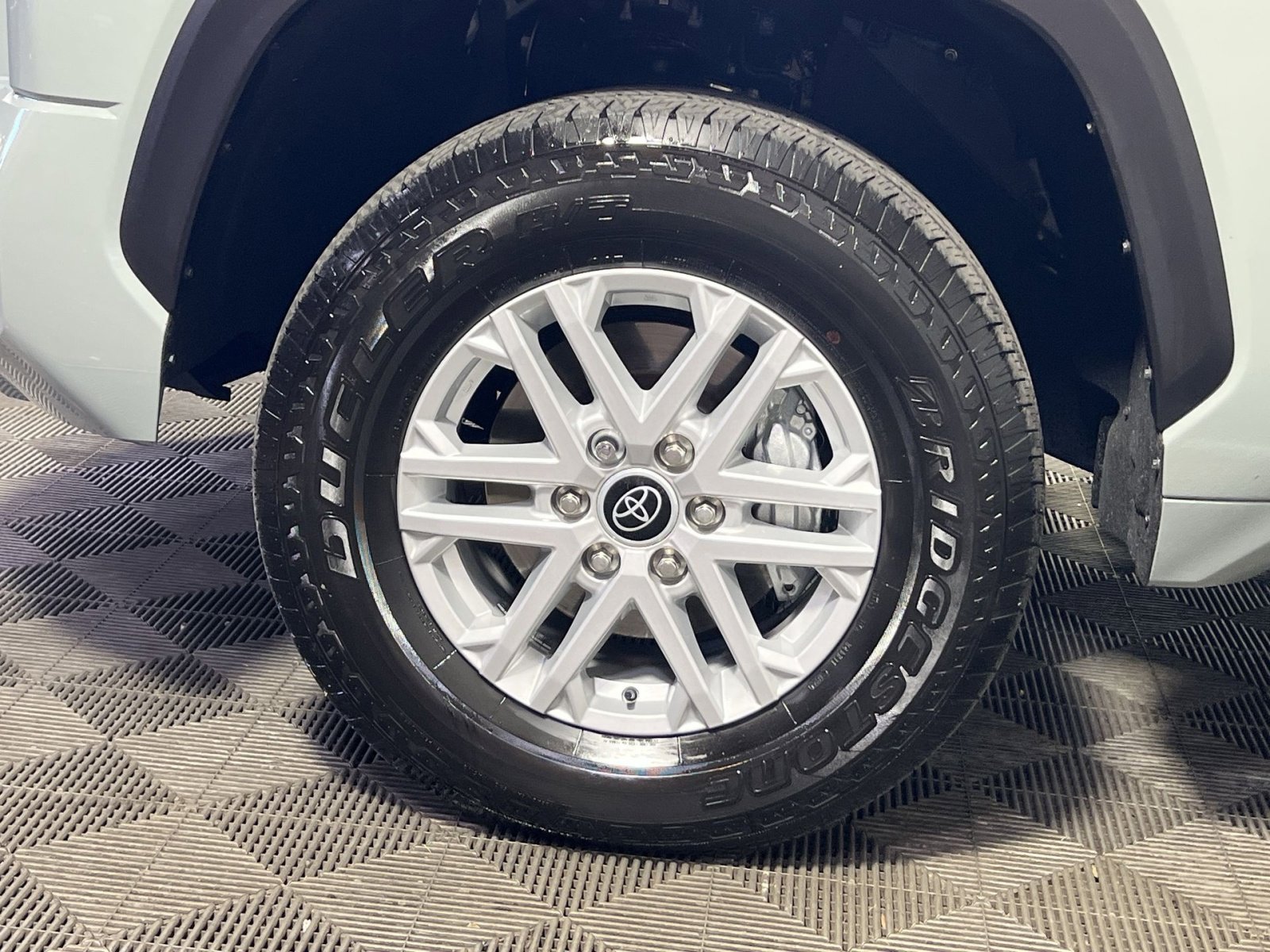 Used 2024 Toyota Tundra SR5 AWD/4WD image 13