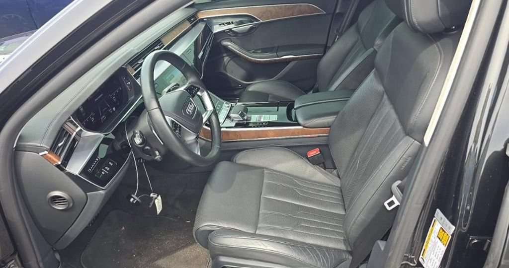 Used 2022 Audi A8 L 3.0T AWD/4WD image 5