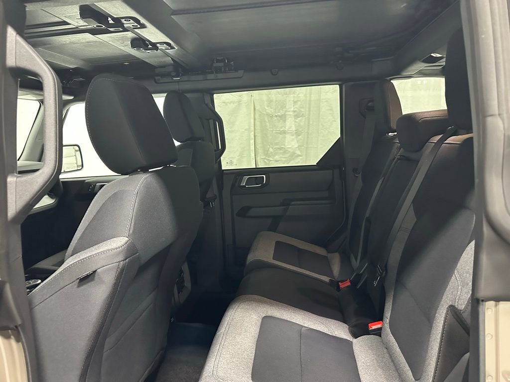 Used 2025 Ford Bronco Big Bend image 41