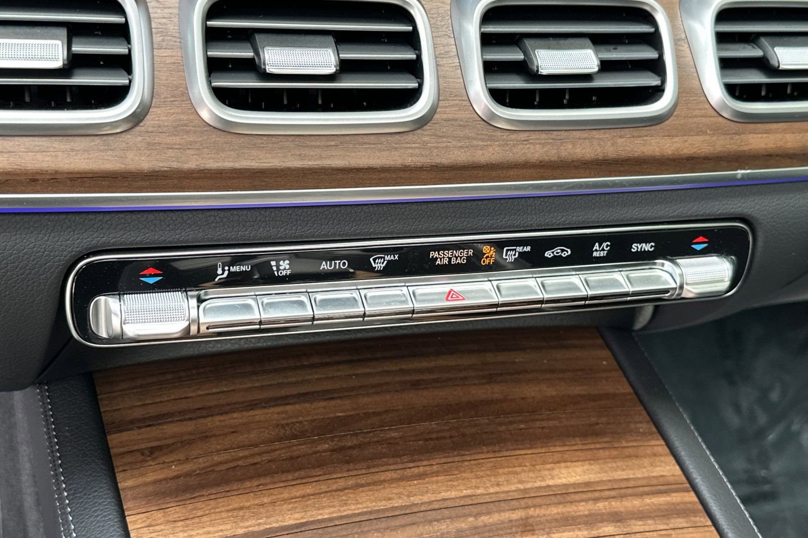 Certified 2026 Mercedes-Benz GLE 350 4MATIC image 29