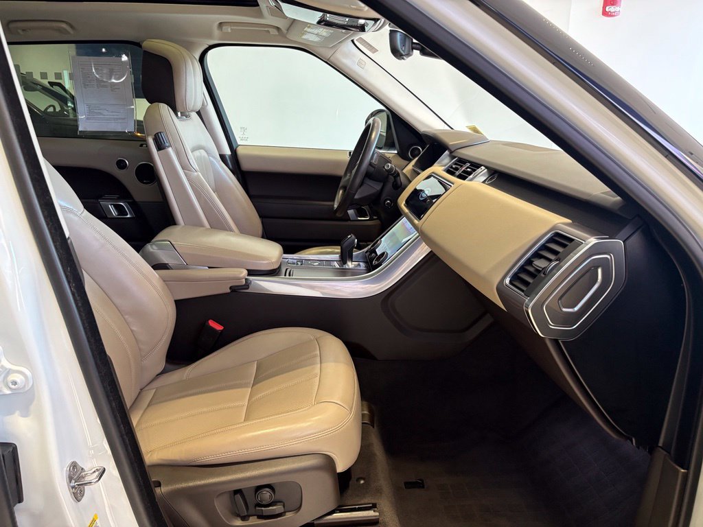 Used 2020 Land Rover Range Rover Sport HSE AWD/4WD image 25