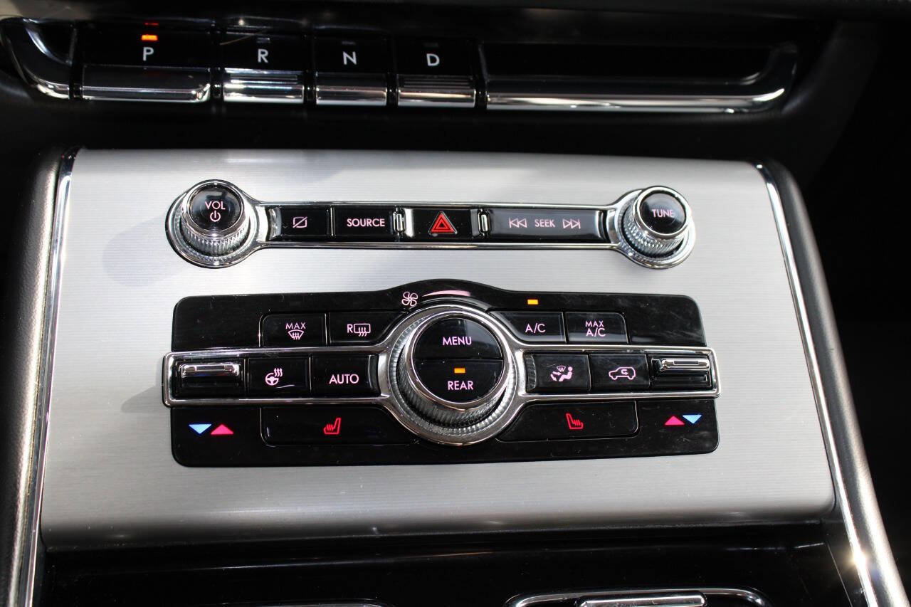 Used 2022 Lincoln Aviator AWD image 26
