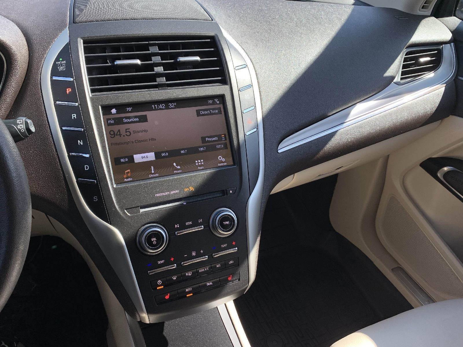 Used 2019 Lincoln MKC Premiere image 22