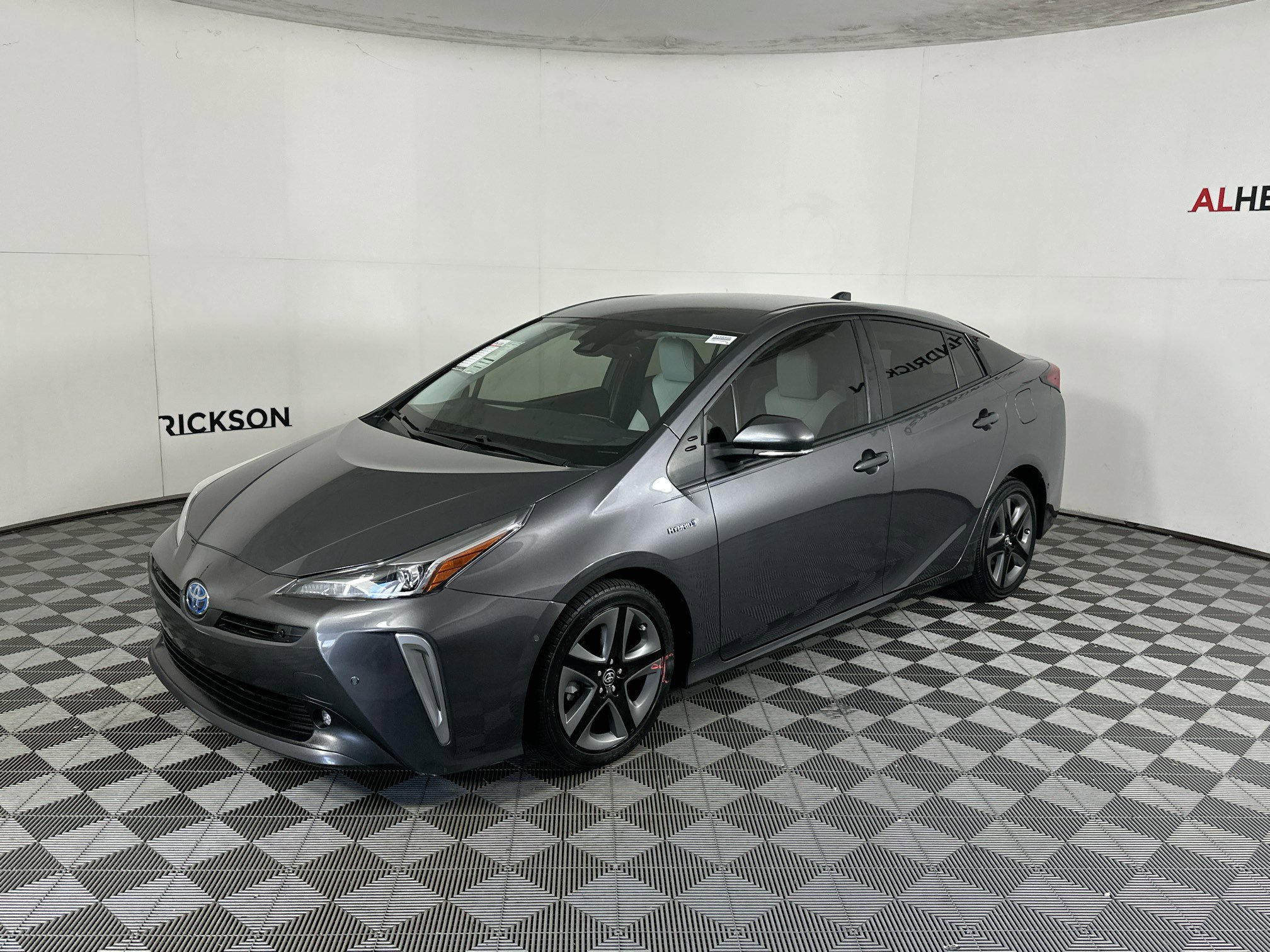 Used 2022 Toyota Prius Limited image 7