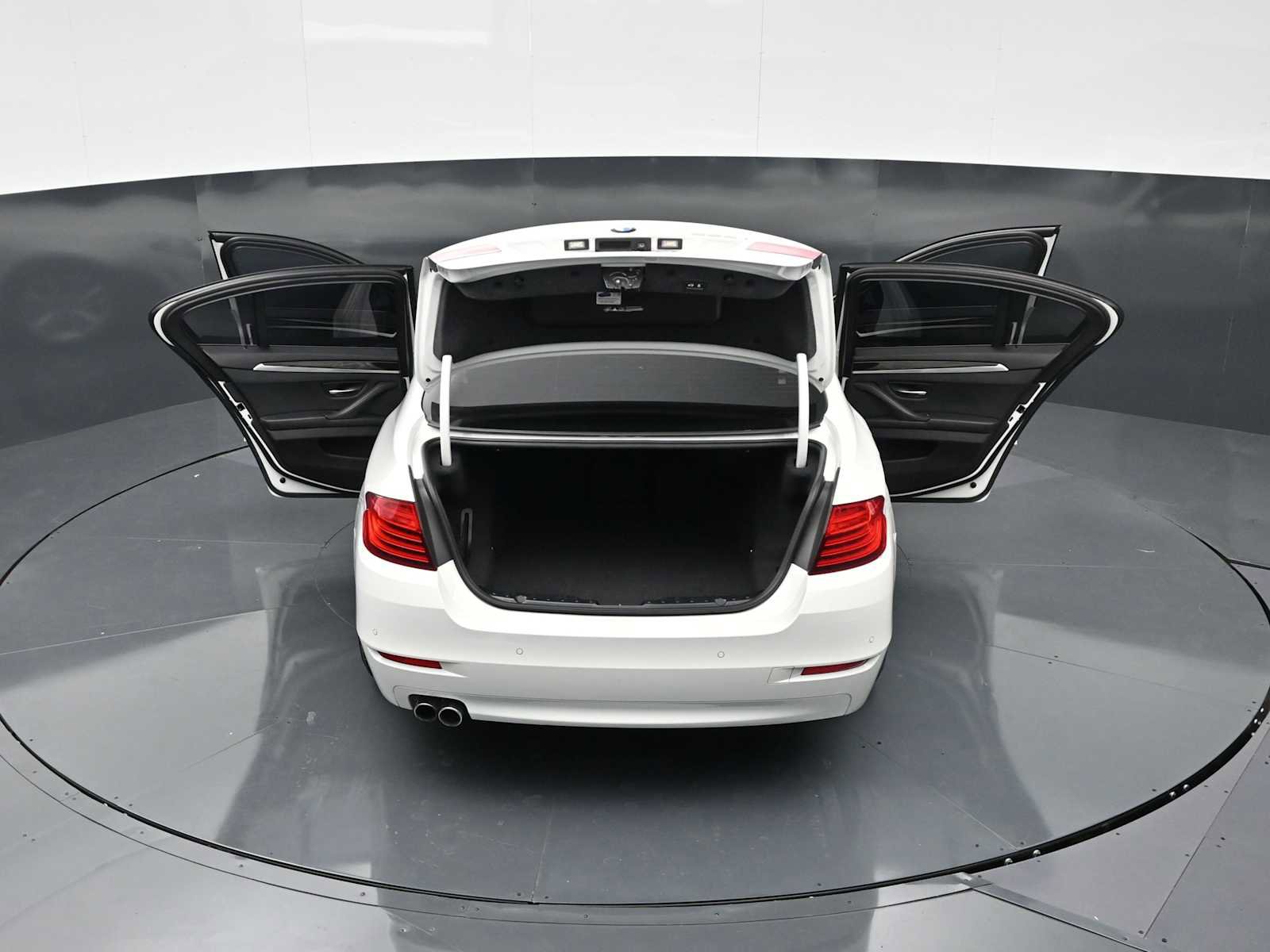 Used 2015 BMW 528i Sedan image 34