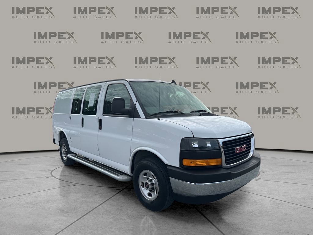 Used 2023 GMC Savana 2500 w/ Driver Convenience Package image 7