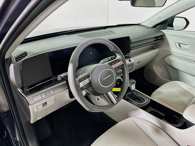Used 2024 Hyundai Kona SEL AWD/4WD image 9