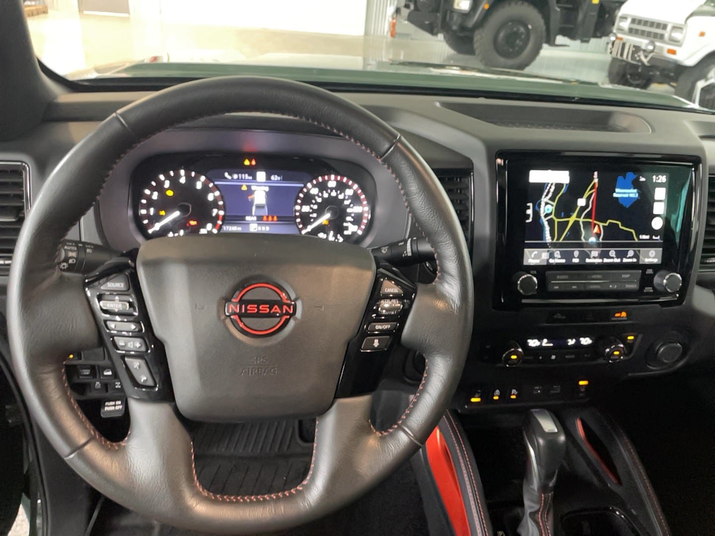 Used 2024 Nissan Frontier PRO-4X w/ Pro Premium Package AWD/4WD image 10