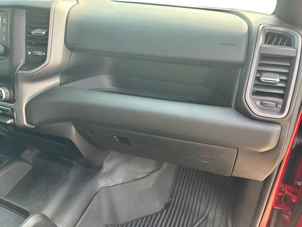 Used 2022 RAM 2500 Tradesman w/ Chrome Appearance Group AWD/4WD image 12