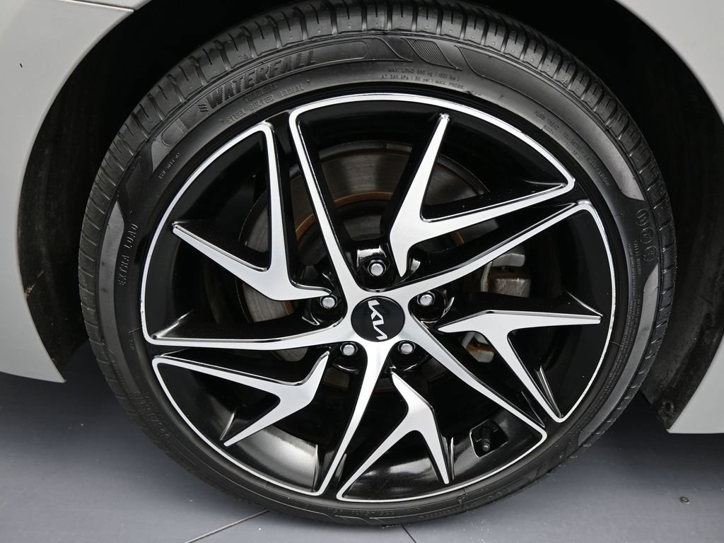 Used 2022 Kia Stinger GT-Line w/ Sun & Sound Package image 43