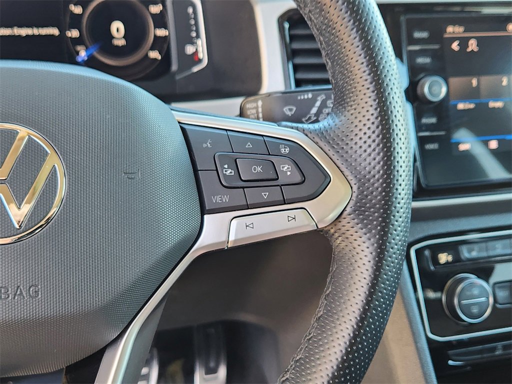 Used 2022 Volkswagen Atlas SEL Premium image 9