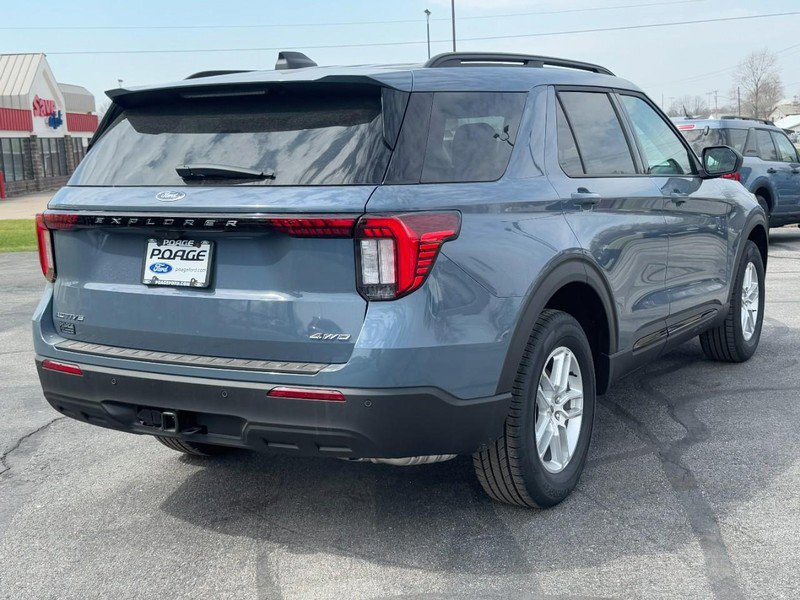 New 2026 Ford Explorer Active image 3