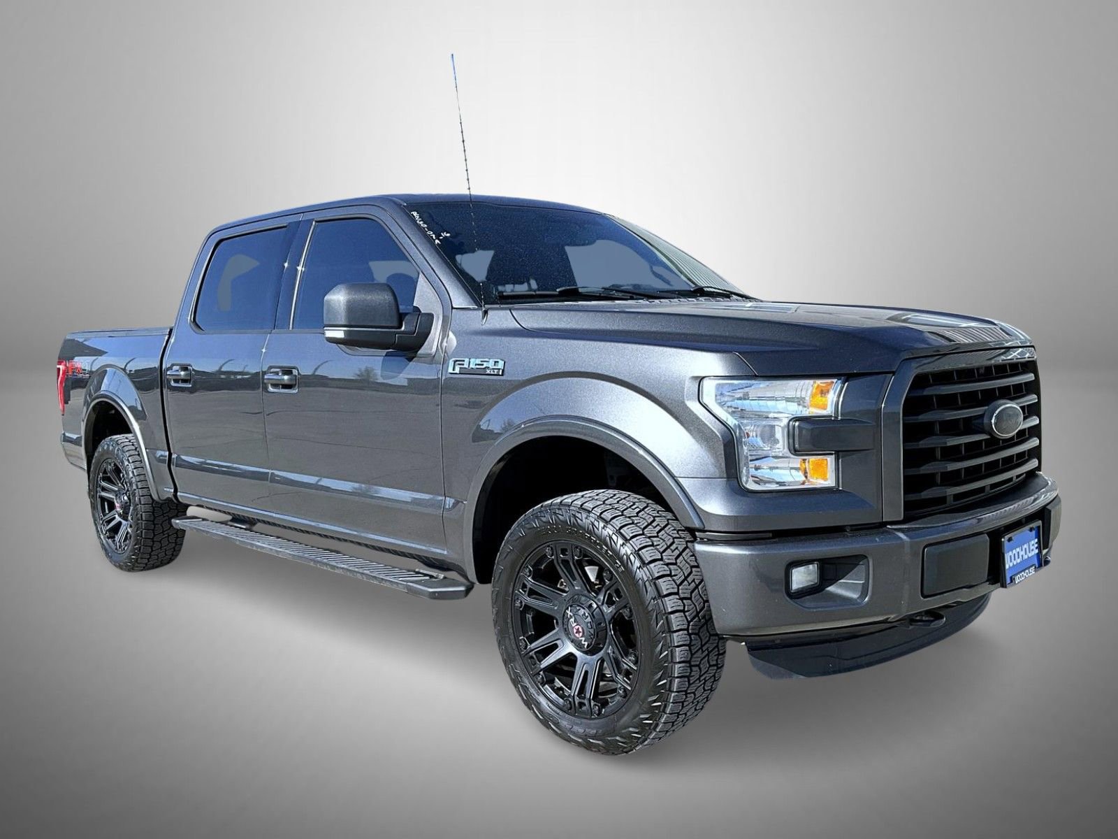 Used 2016 Ford F150 XLT w/ Equipment Group 302A Luxury AWD/4WD image 3