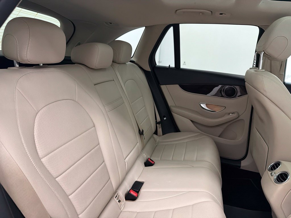 Certified 2016 Mercedes-Benz GLC 300 image 29