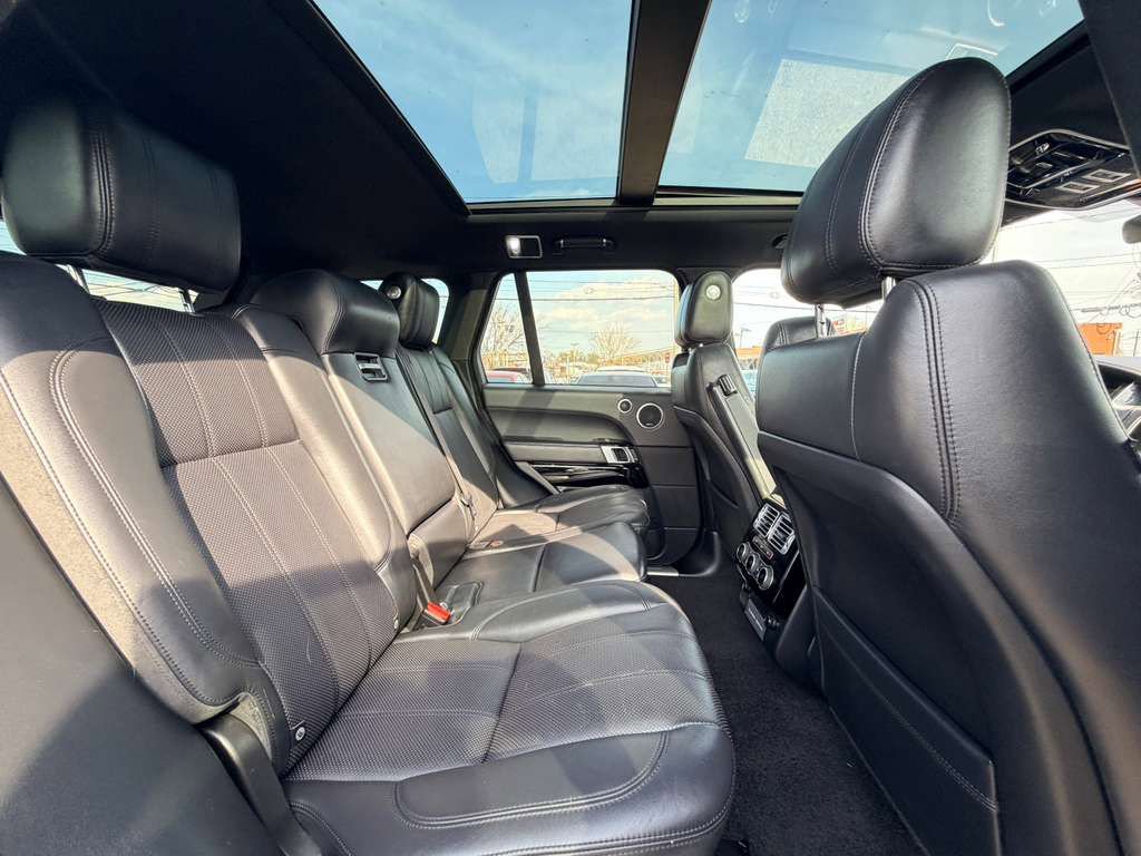Used 2017 Land Rover Range Rover Supercharged image 28