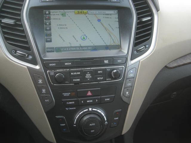 Used 2017 Hyundai Santa Fe AWD w/ SE Ultimate Tech Package 03 image 30