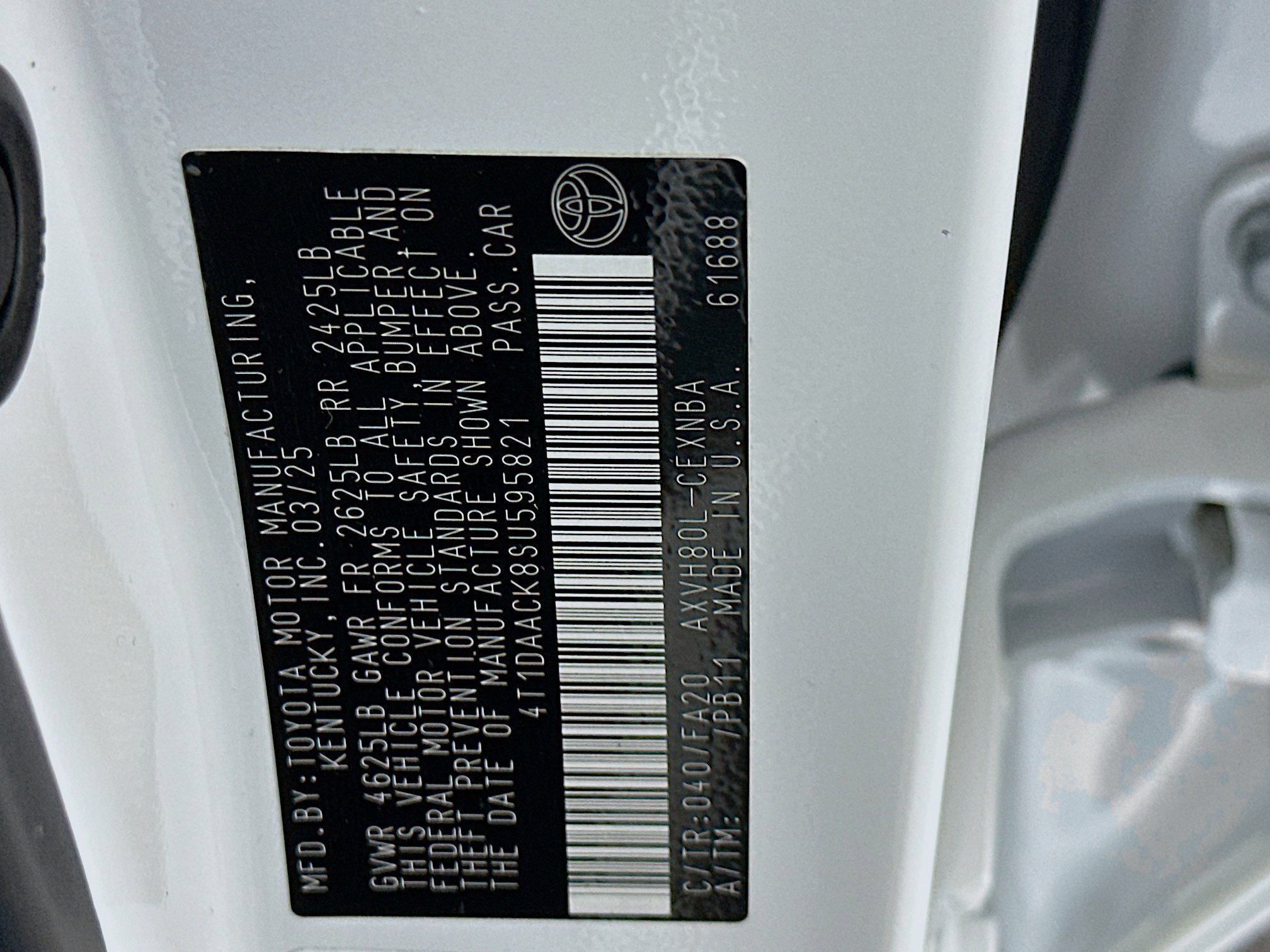 Used 2025 Toyota Camry LE image 12