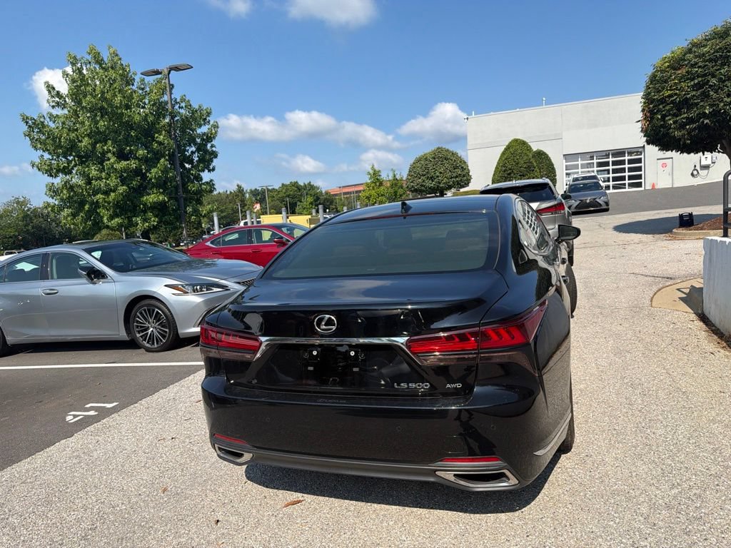 Used 2023 Lexus LS 500 AWD w/ Luxury Package image 12
