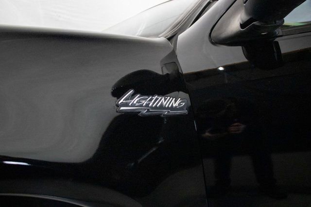 Used 2002 Ford F150 Lightning image 18