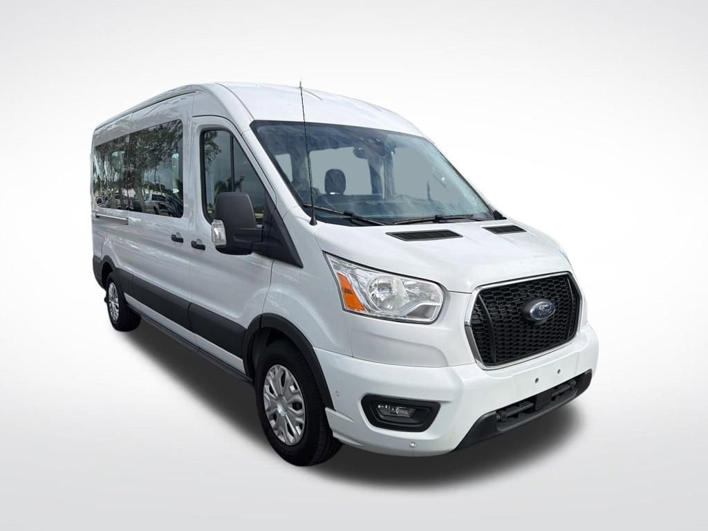 Used 2022 Ford Transit 350 XLT image 2