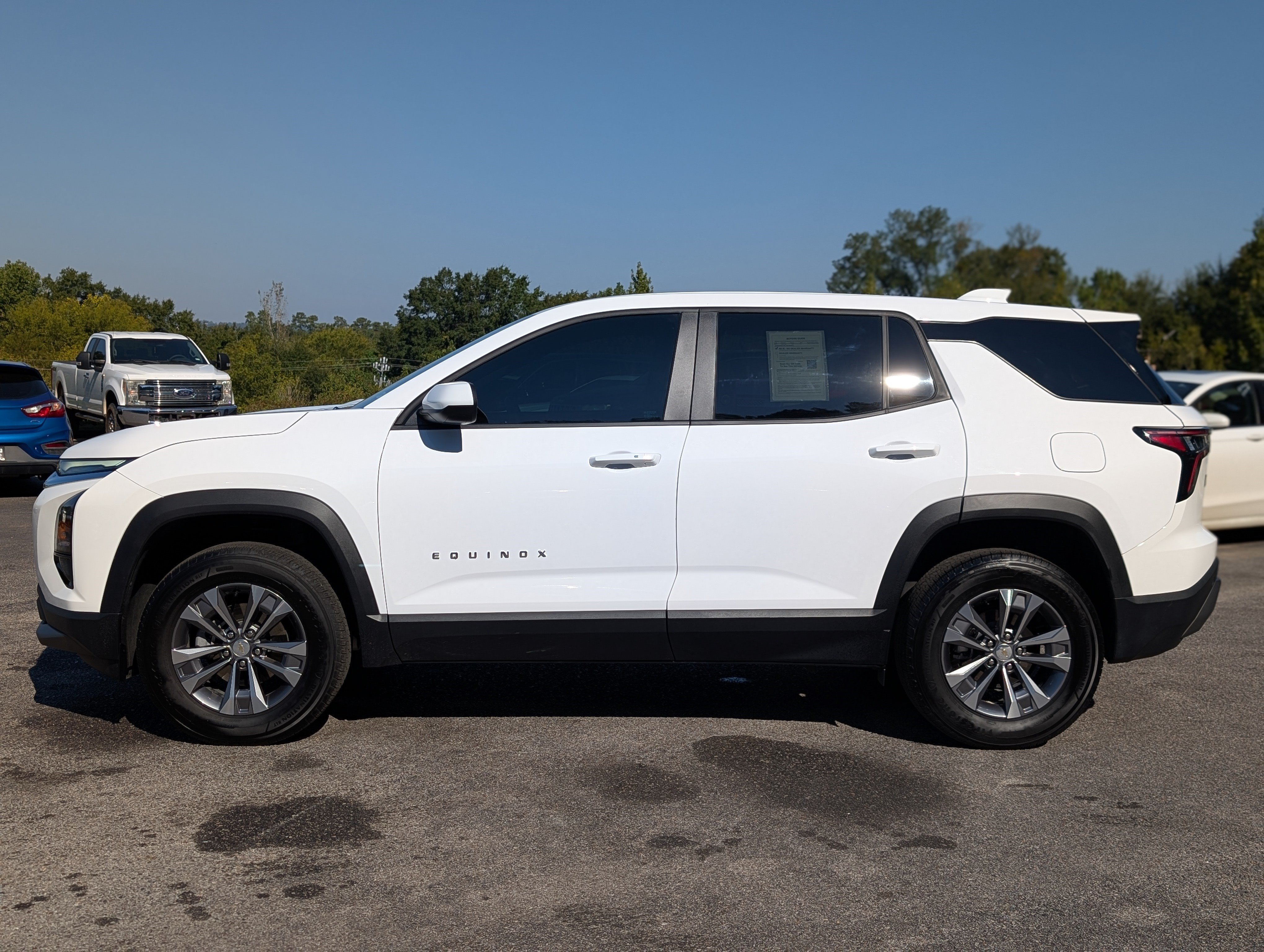 Used 2026 Chevrolet Equinox LT FWD image 6