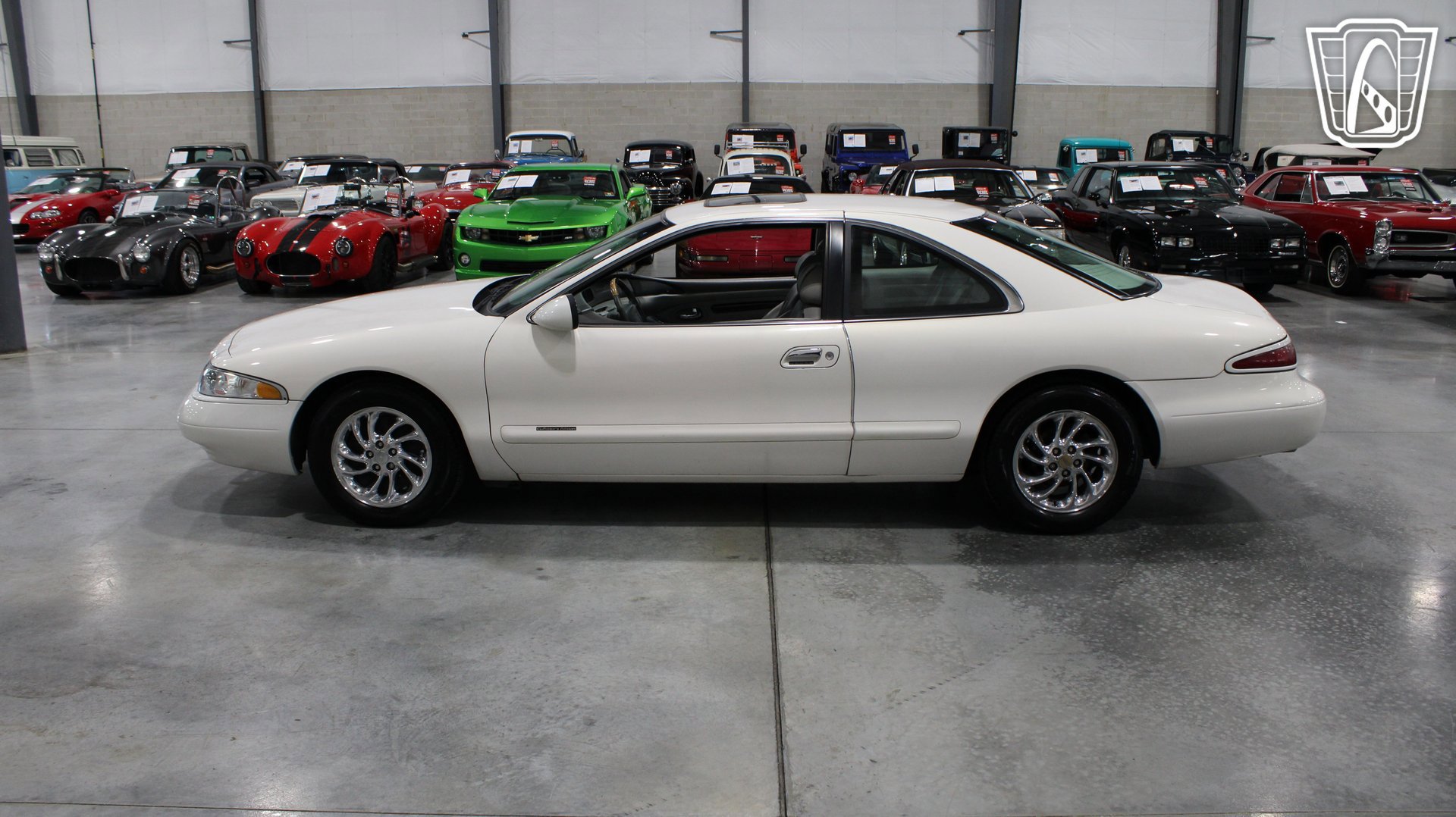 Used 1998 Lincoln Mark VIII LSC RWD image 12