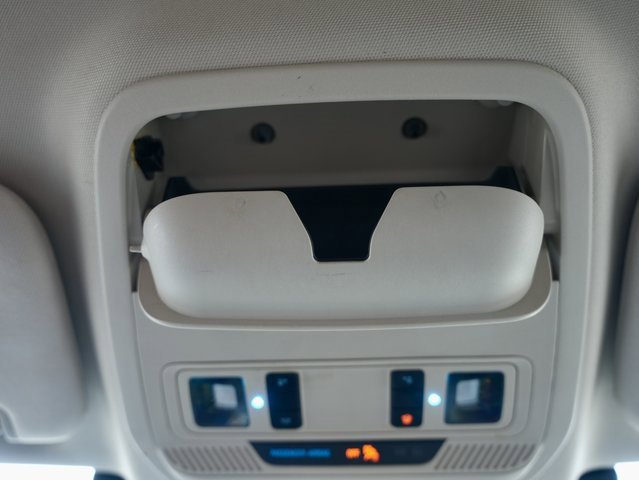 Used 2020 Ford Explorer Limited image 30