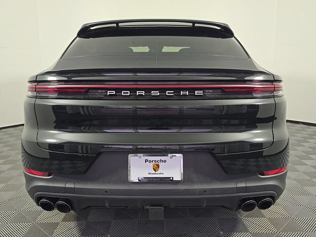 New 2026 Porsche Cayenne Coupe AWD/4WD image 6