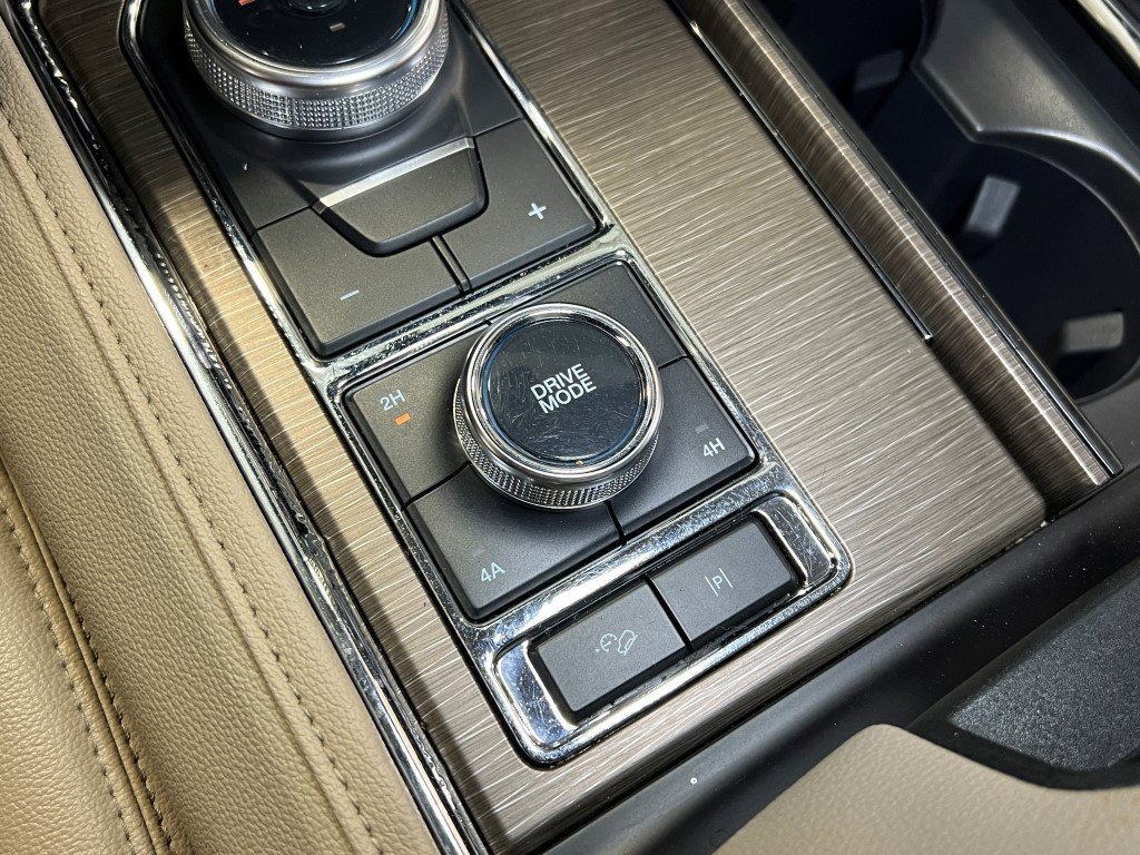 Used 2022 Ford Expedition Max Limited image 51