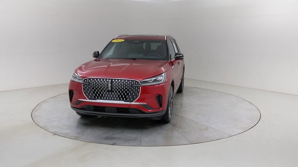 Used 2025 Lincoln Aviator Reserve w/ Equipment Group 201A image 8
