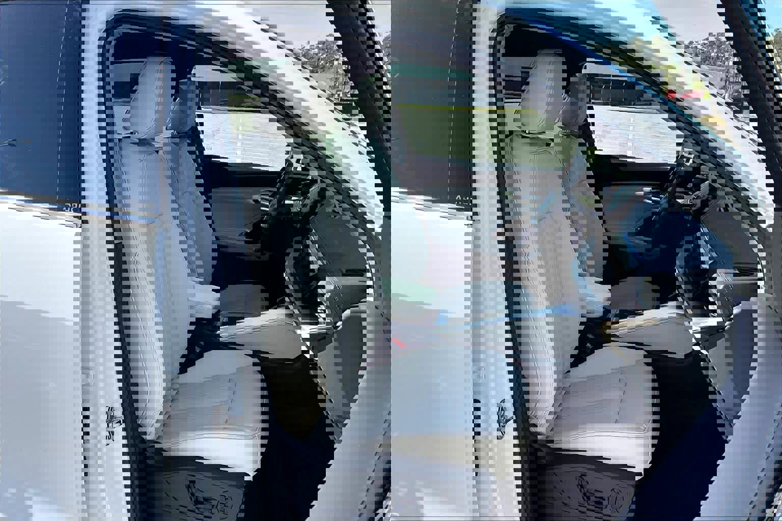 Used 2025 Audi Q5 Premium image 9