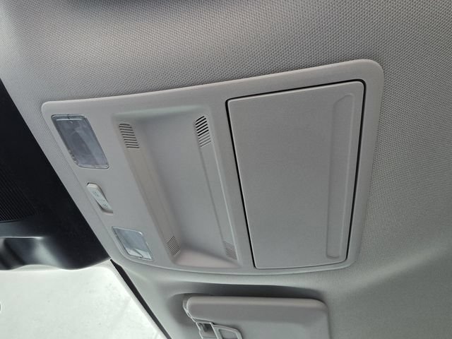 Used 2025 Ford Maverick Lobo AWD/4WD image 30